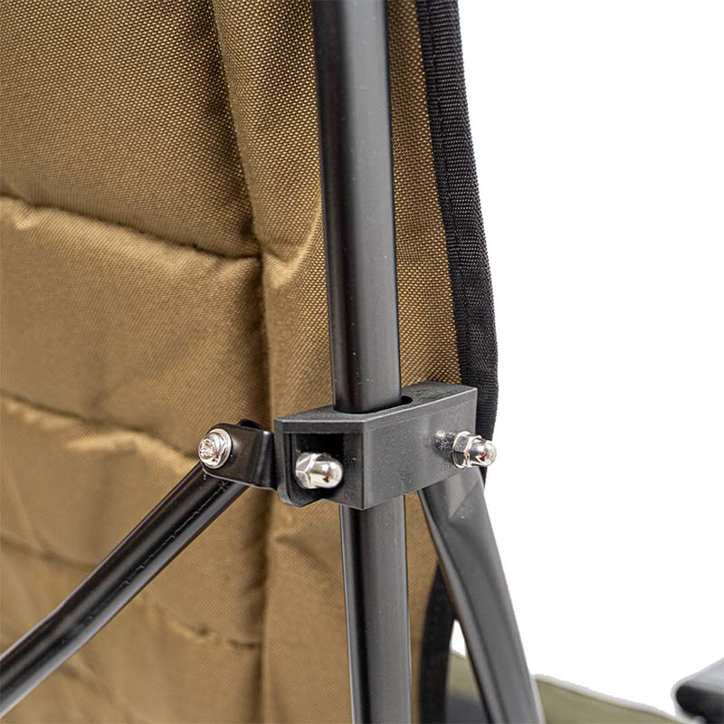 RCG FoldX Chair inklapbare stoel met zwarte mesh-zitting en verstelbare poten detail foto bevestiging frame achterkant